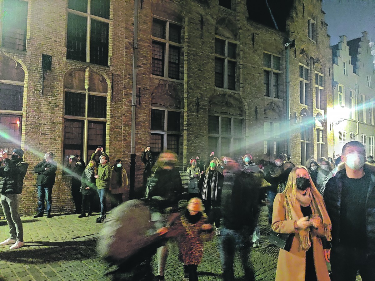 veel volk in Brugge