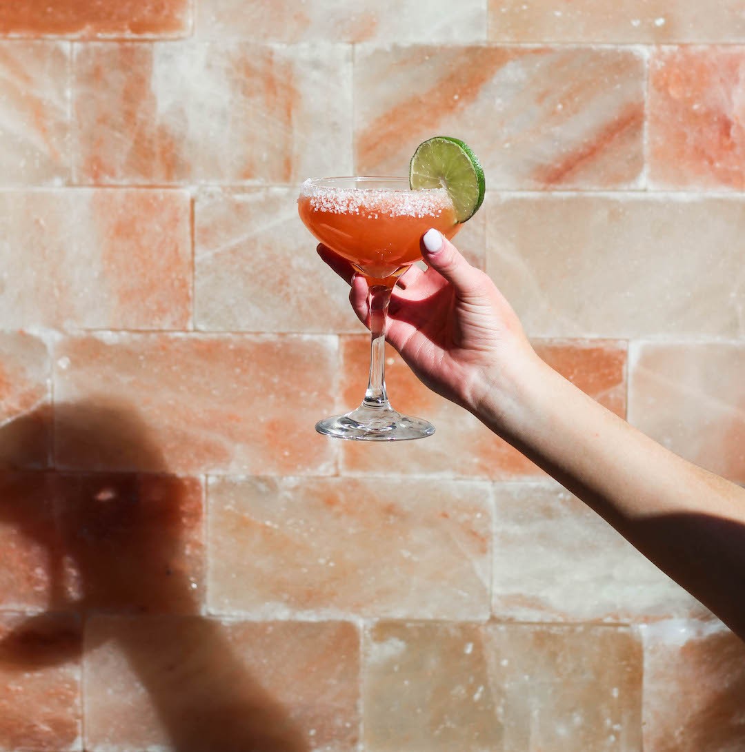 een cocktail bij de muur van zout