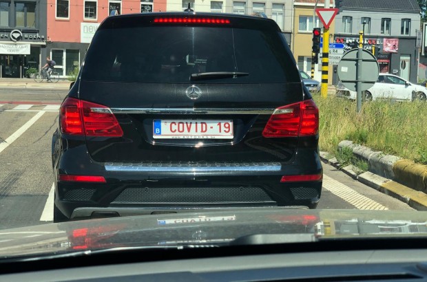 een bijzondere nummerplaat