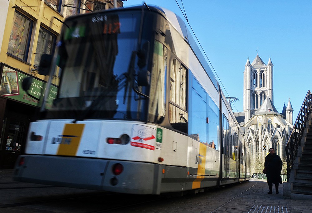 een tram in Gent
