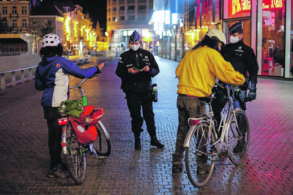avondklok in Brussel