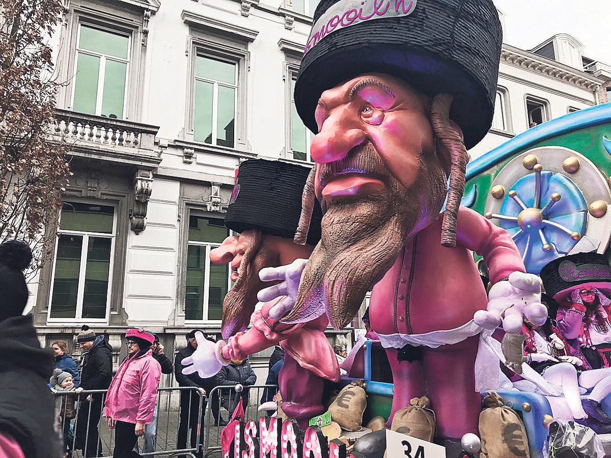 Poppen van Joden op het carnaval in Aalst